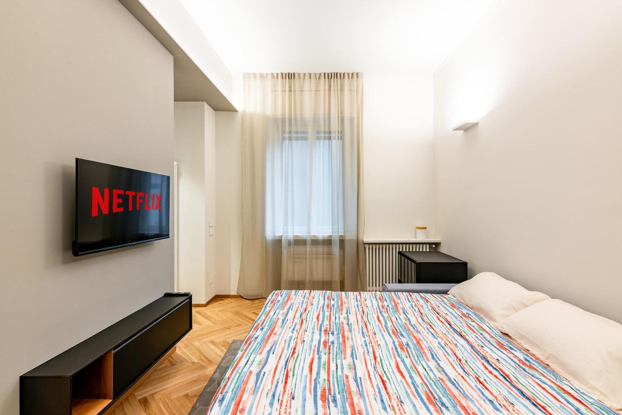 Elegant Design ApartmentDuomo-NavigliA/C E Wi-Fi Milan Luaran gambar